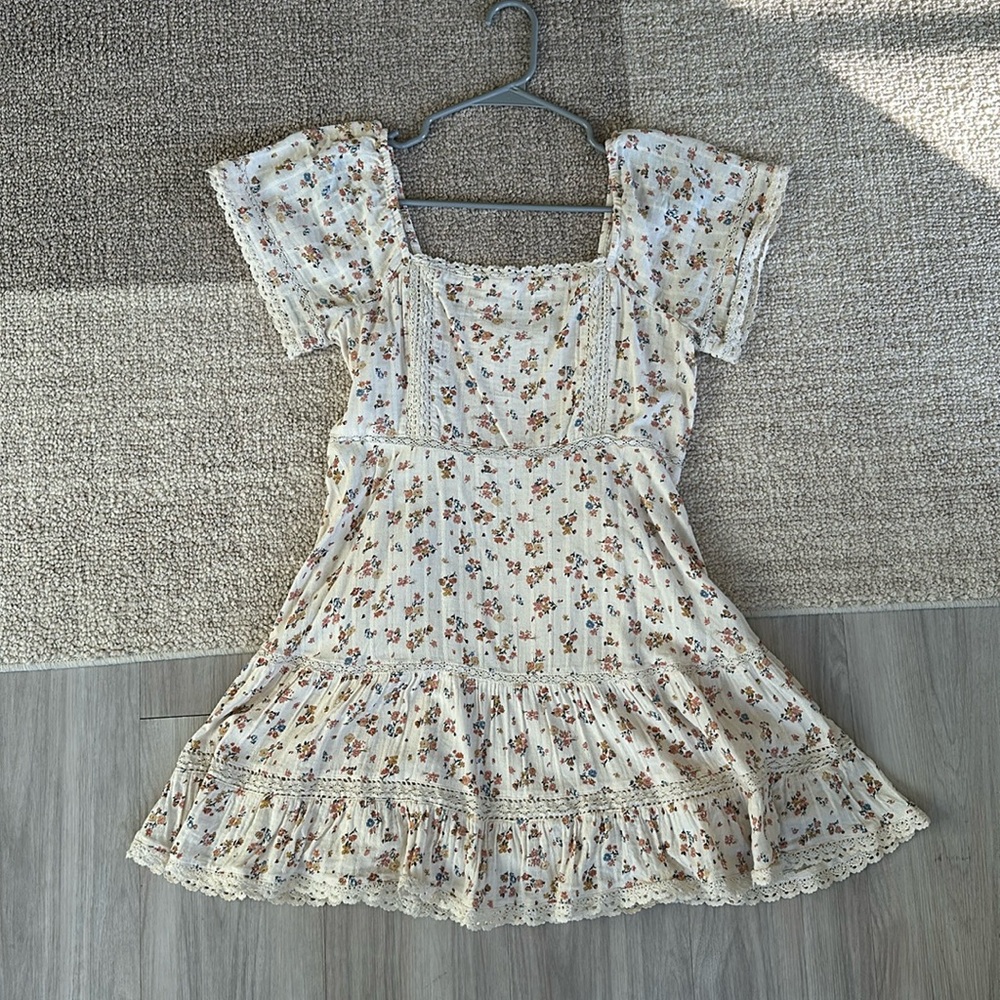 American Eagle Floral Dress - Picture 2 of 6